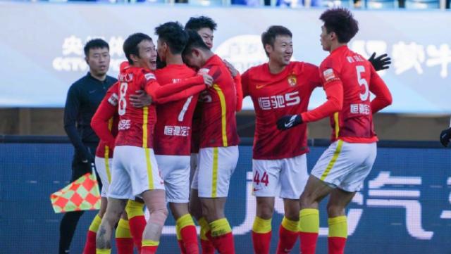 KaiyunSports-平局确保广州队未掉队 谢晖称只踢了60%的比赛